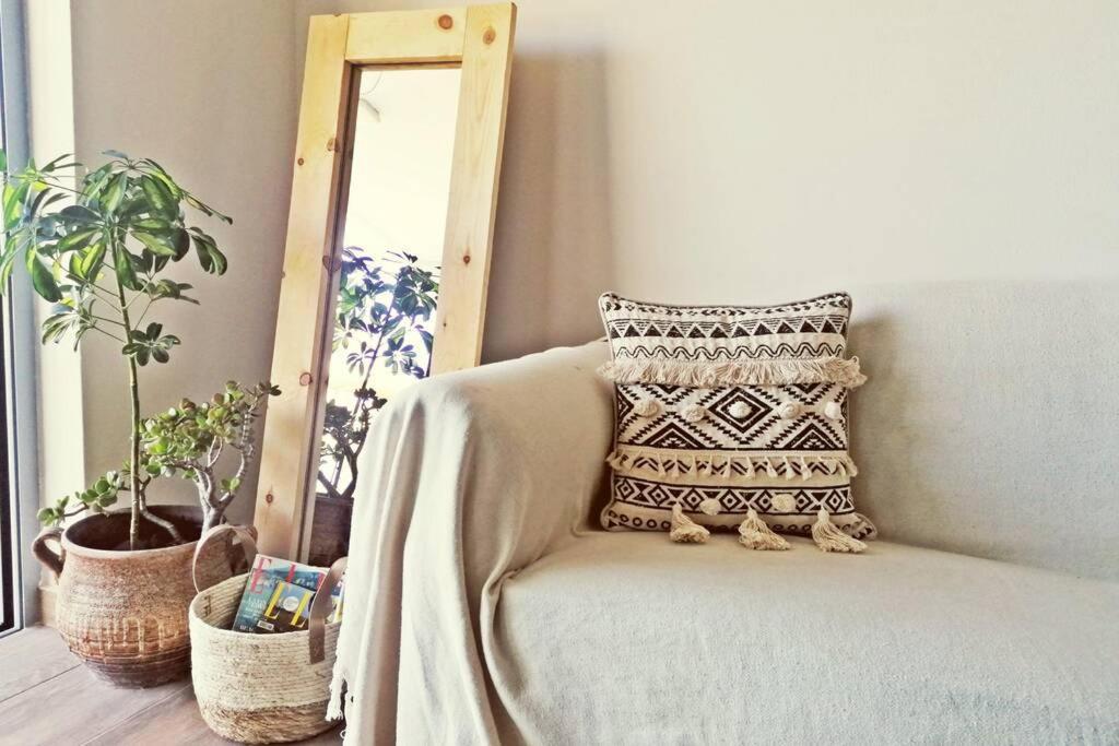 Alkyoni - Stavi's Apartment
