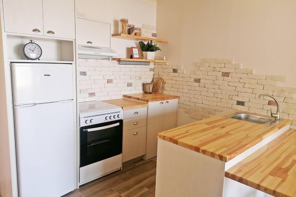 Alkyoni - Stavi's Appartement Míloi
